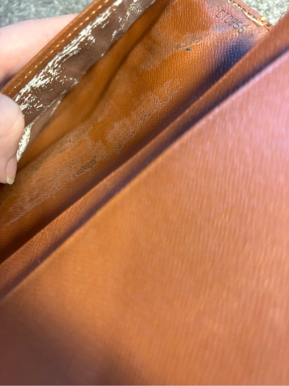 Authentic Louis Vuitton monogram checkbook wallet - Picture 8 of 14